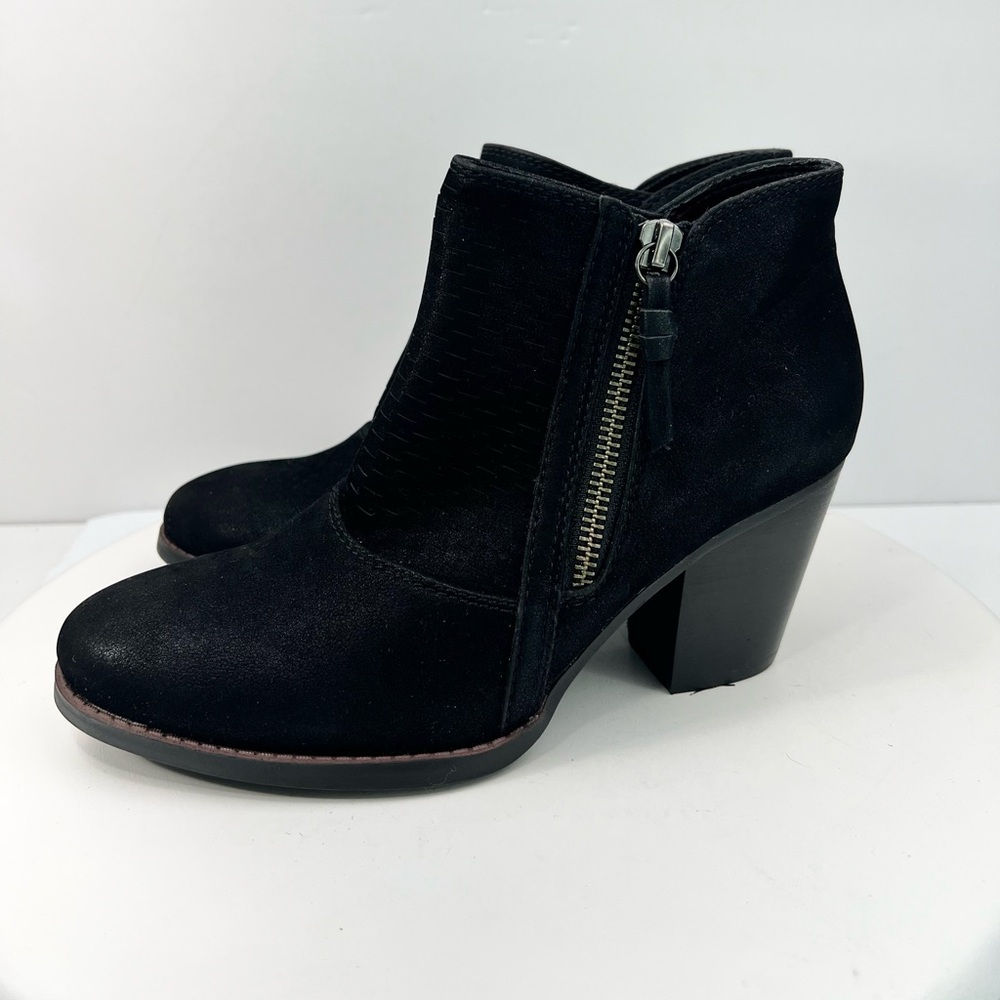 Bare Traps Womens Cacie Ankle Booties Black Block Heel Zipper Cutout 6.5 M Boots